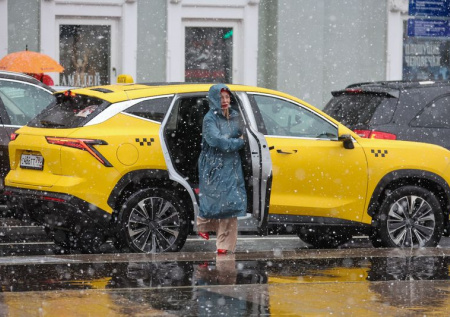 В Совете такси объяснили рост цен во время аномальных снегопадов