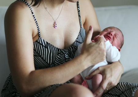 Россиянок предупредили об опасности домашних родов