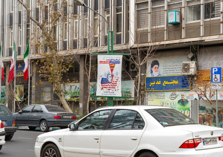 «Ставки слишком высоки»: политолог оценил вероятность операции США в Иране