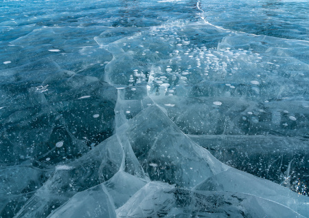 Юрист ответил, на что может рассчитывать выживший при ЧП на Байкале турист