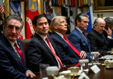 Окружение Трампа сравнили с демонической свитой Воланда Булгакова