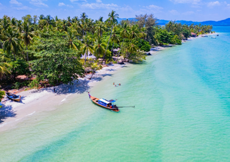 Посол раскрыл, почему туриста из России могут не пустить в Таиланд