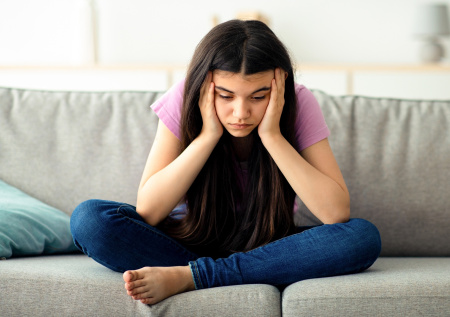 «Группа риска — подростки»: психиатр о весенних обострениях