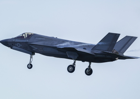 Генерал раскрыл тайну неопознанного самолета США, пересекшего границу РФ