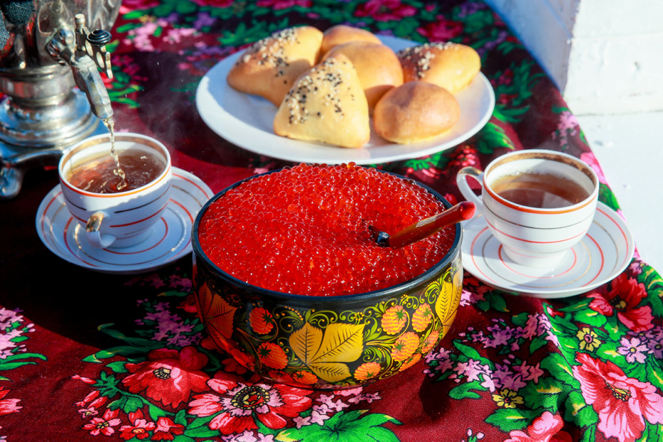 «Главная Масленица России» на территории музея-заповедника «Горки Ленинские» в Подмосковье, посвященная Году единства народов России