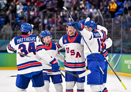 Американские хоккеисты сошлись на Олимпиаде со словаками
