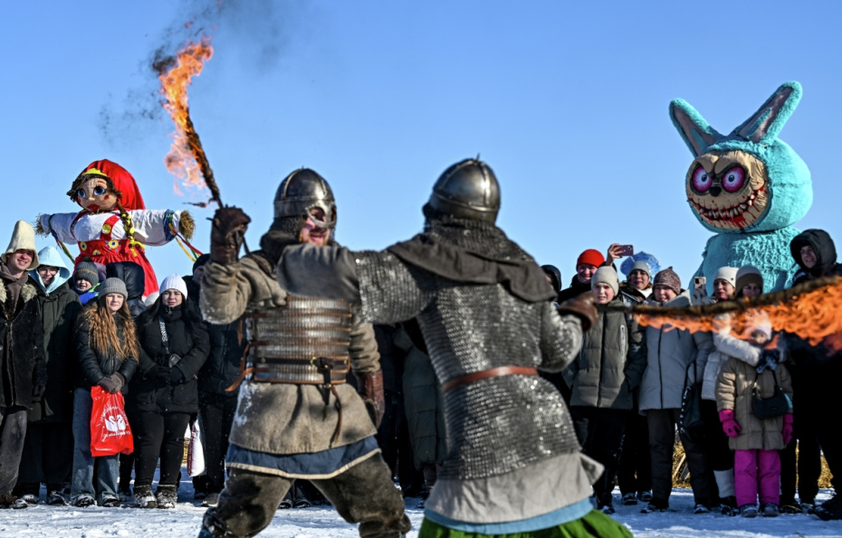 Празднование Масленицы в археологическом парке Аргамач в Липецкой области