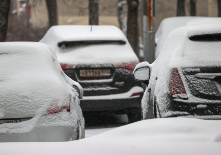 Водителям напомнили о неочевидном штрафе во дворе