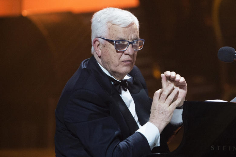 Раймонд Паулс