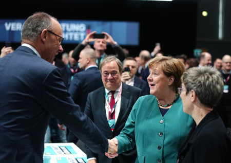 Два тяжеловеса немецкой политики неожиданно зарыли топор войны