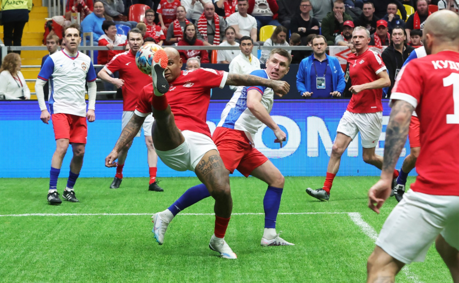 Футбольный турнир «Кубок легенд — 2026» во дворце спорта «Мегаспорт»