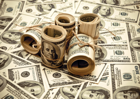 Украине предсказали потерю еще одного крупного кредита из-за Венгрии