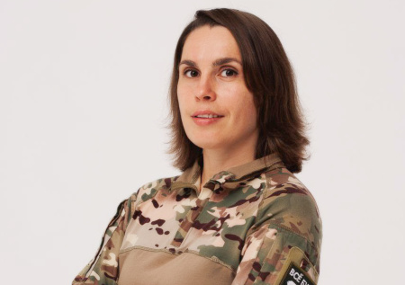 «На фронте страшно всем»: женщина-ветеран СВО о дружбе, Боге и правде