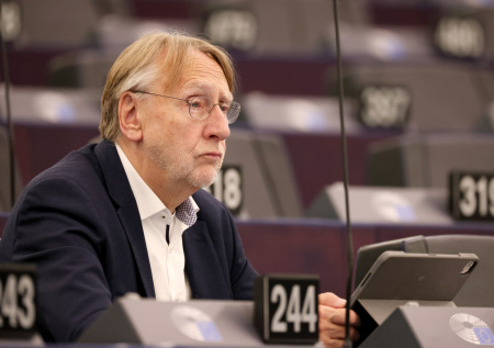 В Европарламенте примут новое решение по торговому соглашению с США