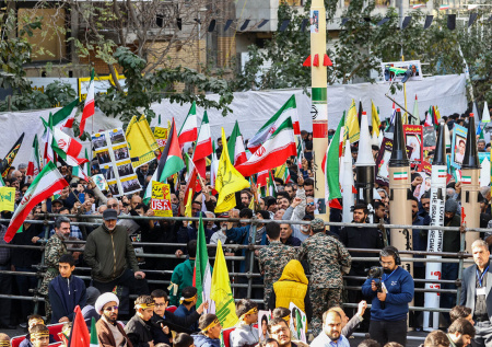 Протесты в университетах Тегерана переросли в погромы