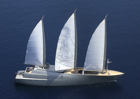 Конфискация яхты российского бизнесмена влетела в копеечку Италии: детали