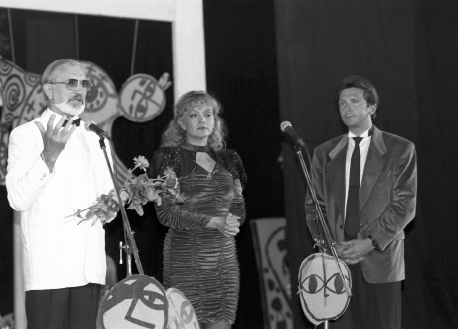 Фестиваль «Киношок». Слева направо: президент фестиваля, кинодраматург Виктор Иванович Мережко, генеральный директор фестиваля, актриса Ирина Борисовна Шевчук и художественный руководитель фестиваля Сергей Новожилов