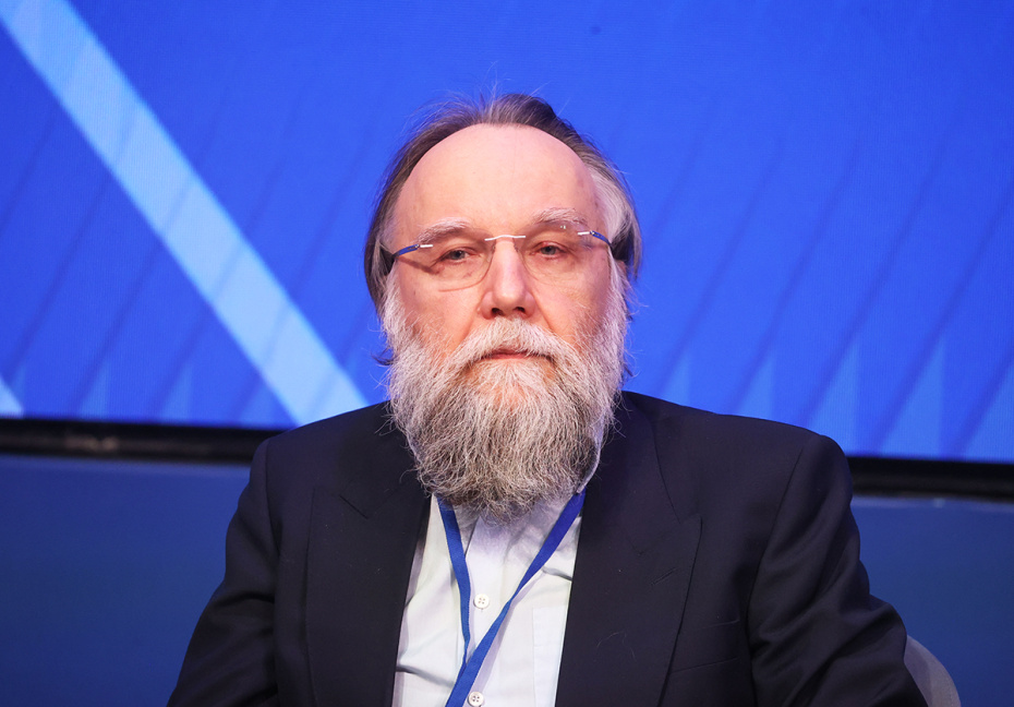 Александр Дугин