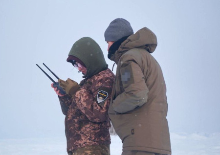 Украинский FPV-дрон ударил по грузовику и убил мирного жителя