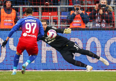 Экс-игрок ЦСКА раскрыл, какое правило из Медиалиги перенес бы в футбол