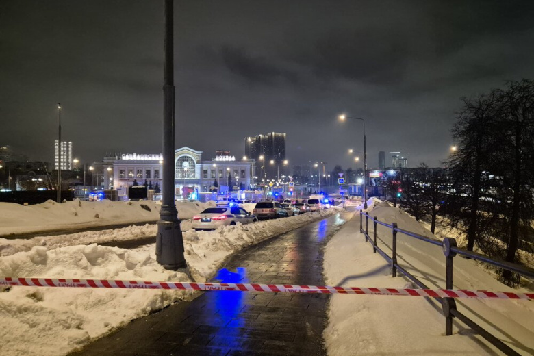 Обстановка на месте взрыва на площади Савеловского вокзала