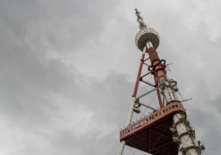 Великобритания ввела санкции против СМИ страны-соседа России