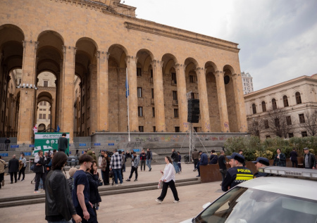 Проживающие в Грузии россияне заявили о риске отъезда из-за нового закона