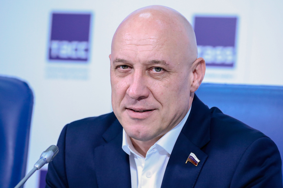 Денис Майданов