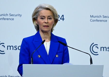 Фон дер Ляйен поставила Киеву задачу по российской нефти