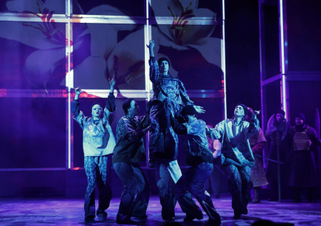 В Москве прошла премьера мультимедийного спектакля «Соборная площадь»