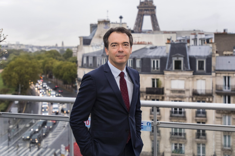 Сирил Линетт