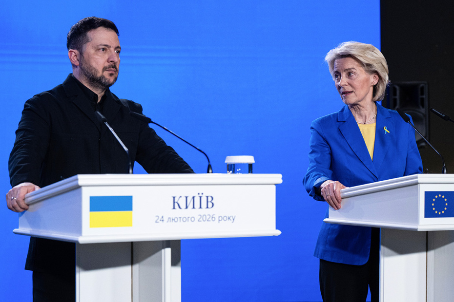Президент Украины Владимир Зеленский и председатель Европейской комиссии Урсула фон дер Ляйен во время совместной пресс-конференции в Киеве
