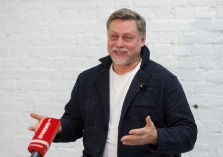 Таранда рассказал о сюрпризах на гастролях по малым городам России