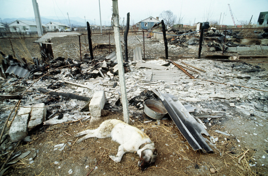 Этнополитический конфликт в Закавказье между азербайджанцами и армянами.