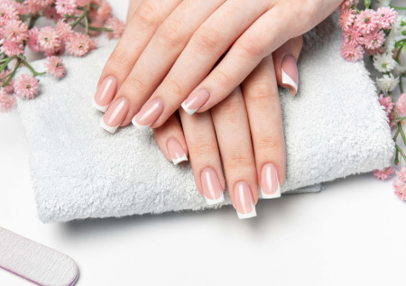 Тренды маникюра на весну 2026 года: главные цвета и идеи сезона