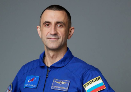 В Роскосмосе назвали космонавтов в экипаже Crew-13