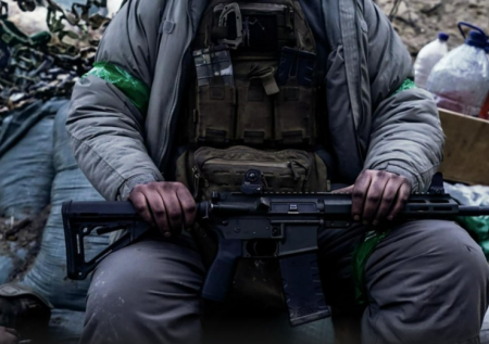 «Стреляют друг в друга»: в США увидели первый признак распада Украины