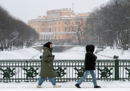 Петербуржцев предупредили о сильном снегопаде и штормовом ветре