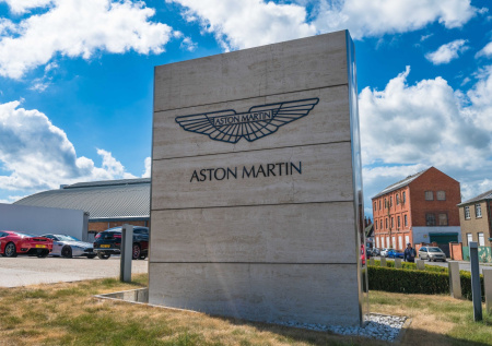 Легенда британского автопрома сократит штат из-за пошлин