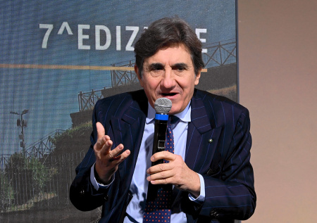 Разгневанные фанаты «Торино» оставили владельцу клуба послание с фекалиями