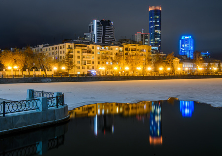 В Екатеринбурге уменьшат зону охраны памятника на набережной Исети