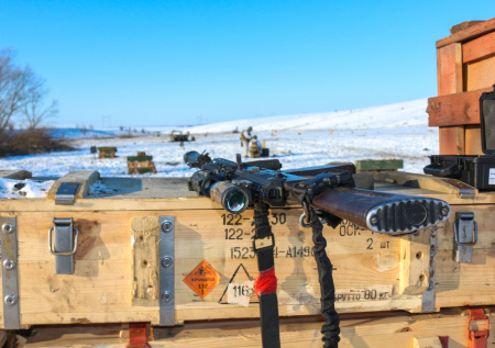 Центр «Авангард» презентовал пособие по начальной военной подготовке