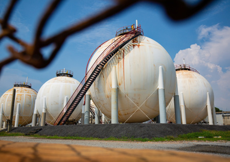 Украина впервые получит СПГ из США через Литву