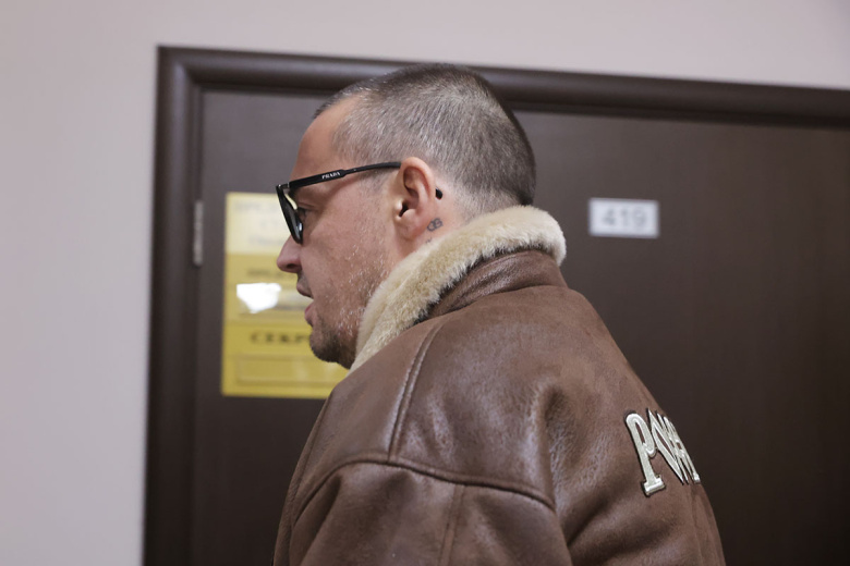 Гуф (настоящее имя — Алексей Долматов)