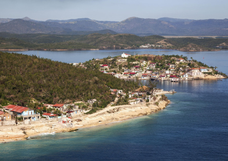 Живущие на Кубе россияне рассказали о коллапсе и жестких условиях в стране