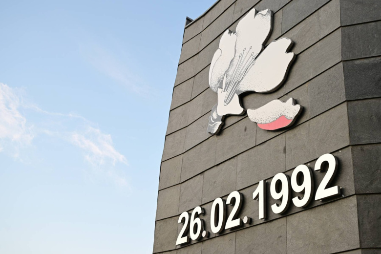 Мемориальный комплекс в Ходжалы, посвященный жертвам трагедии 1992 года