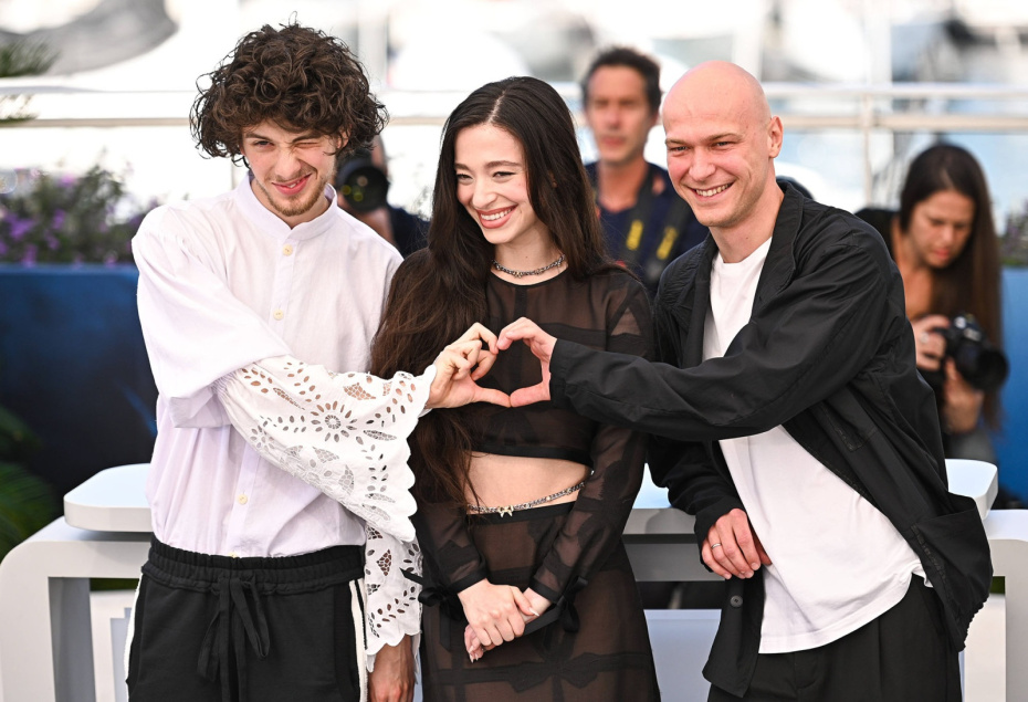 Актеры Марк Эйдельштейн, Майки Мэдисон и Юра Борисов