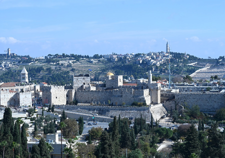 В Израиле началась частичная эвакуация американских дипломатов