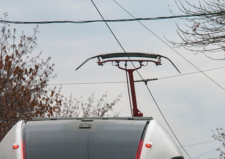 Сход трамвая с рельсов привел к масштабным жертвам