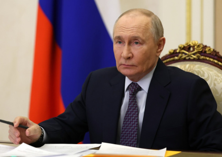 Путин поручил создать в России полигоны для сертификации беспилотников